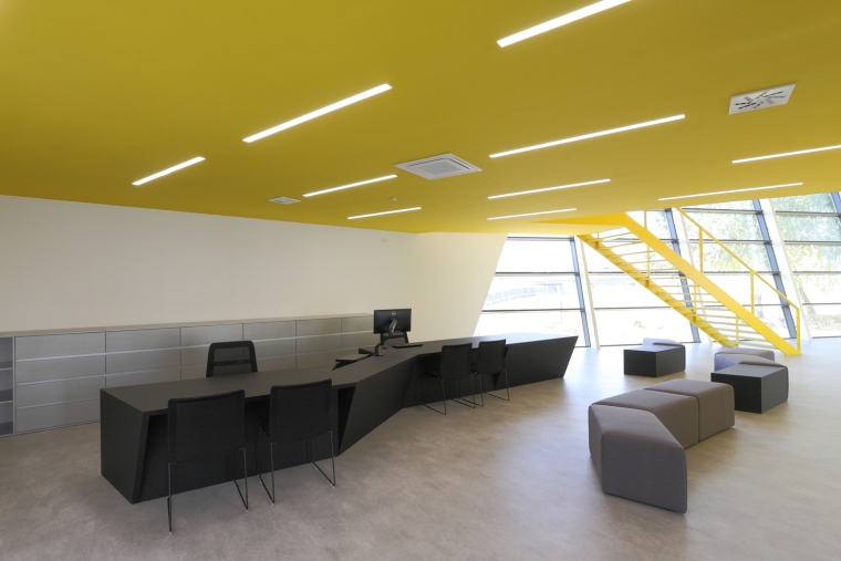 辦公室簡(jiǎn)約風(fēng)格為什么如此流行？成都知名工裝公司告訴你